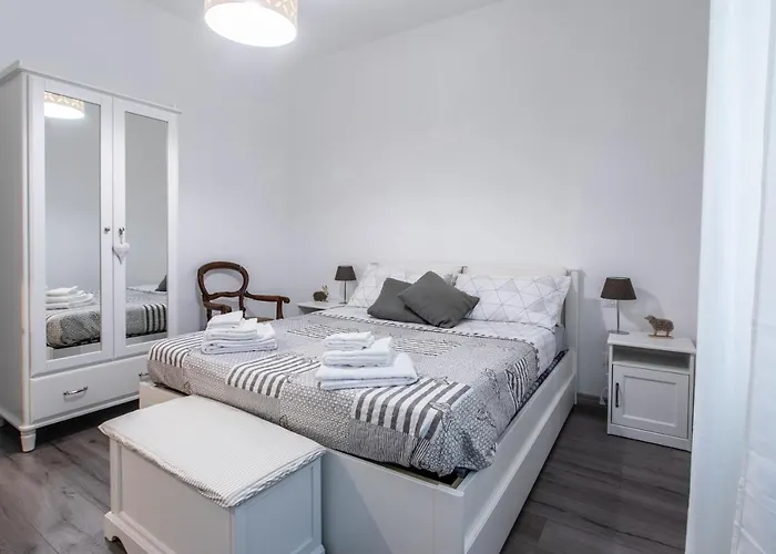 Апартаменты Moon River House Верона